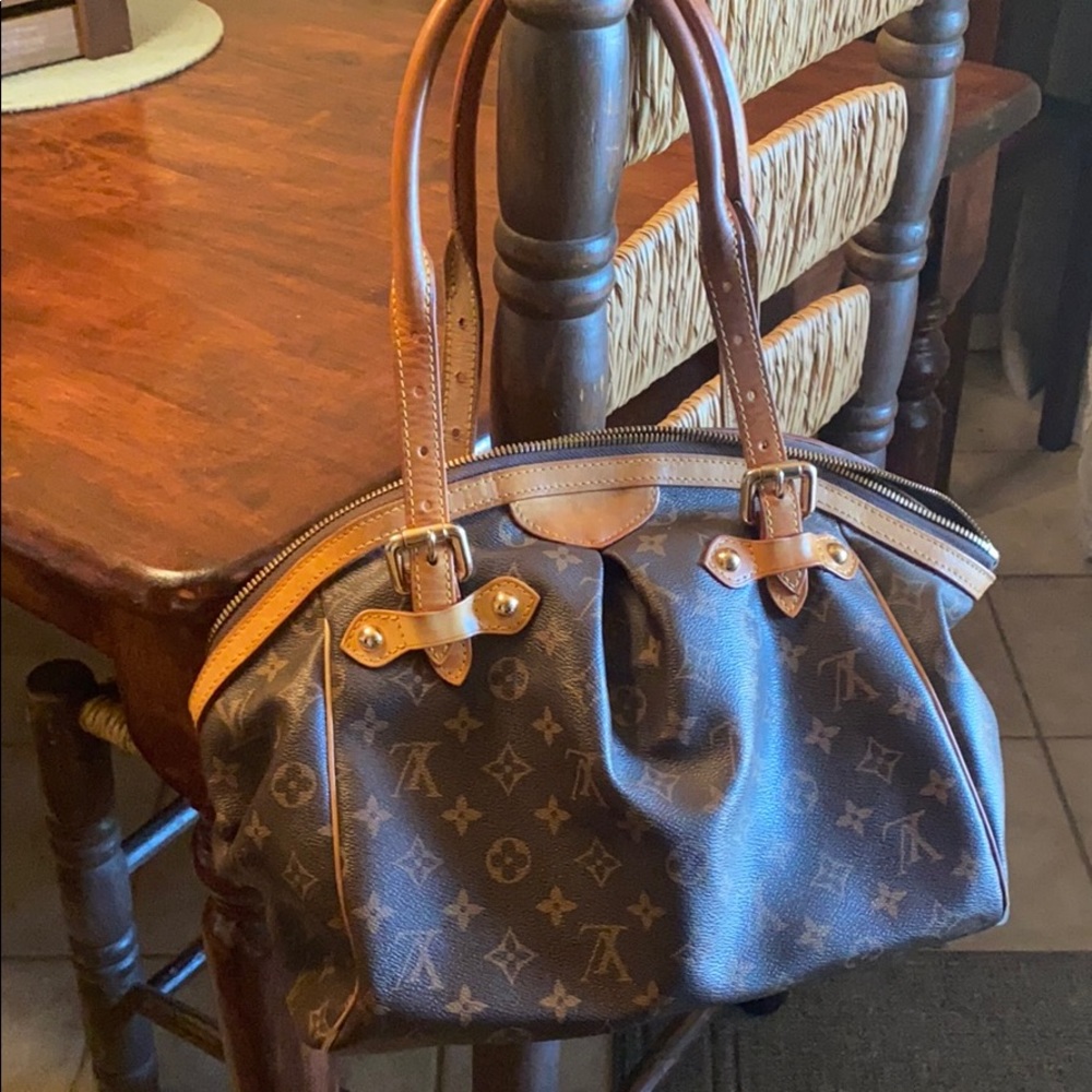 Louis Vuitton Tivoli